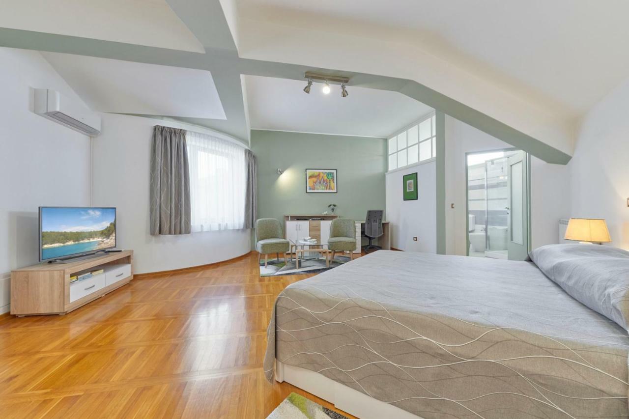 Villa Giardina Apartments Vinkuran Eksteriør billede