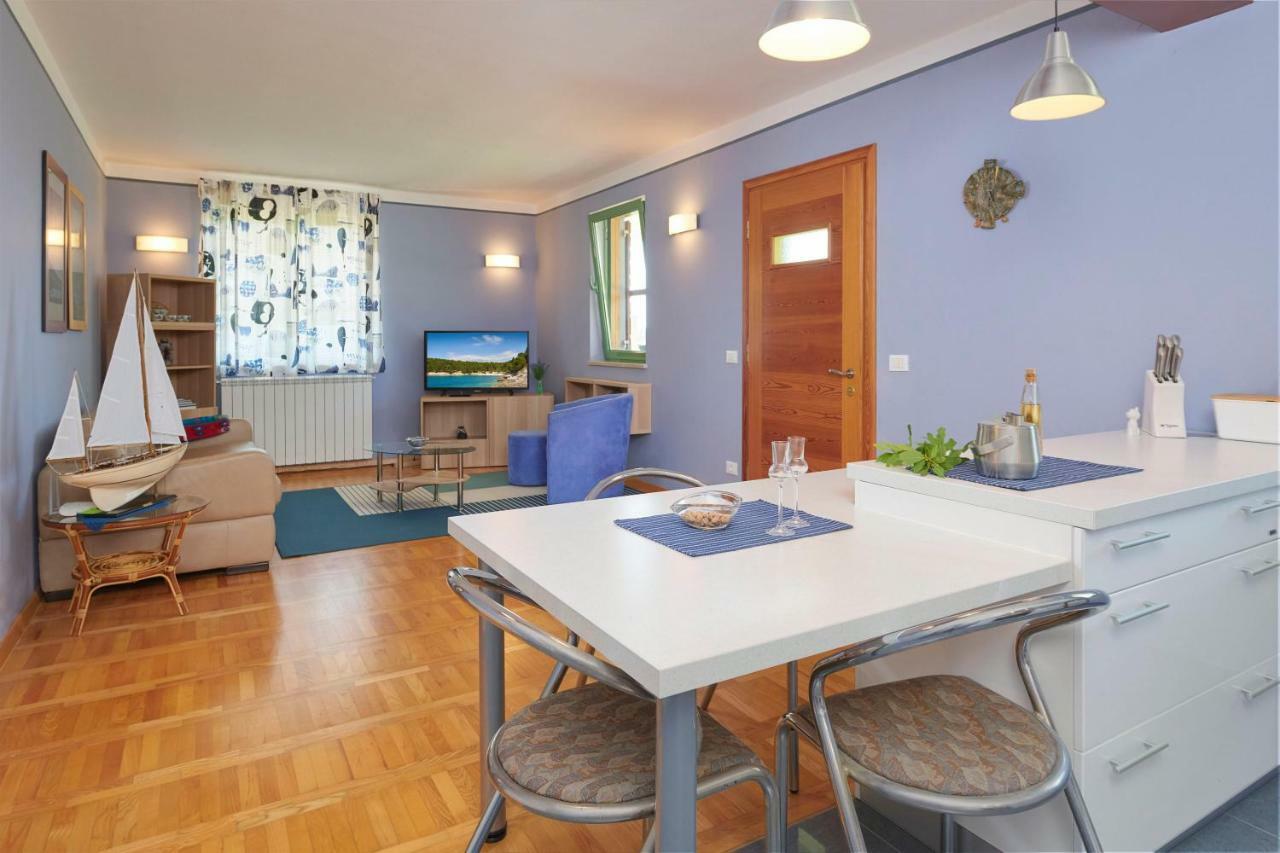 Villa Giardina Apartments Vinkuran Eksteriør billede