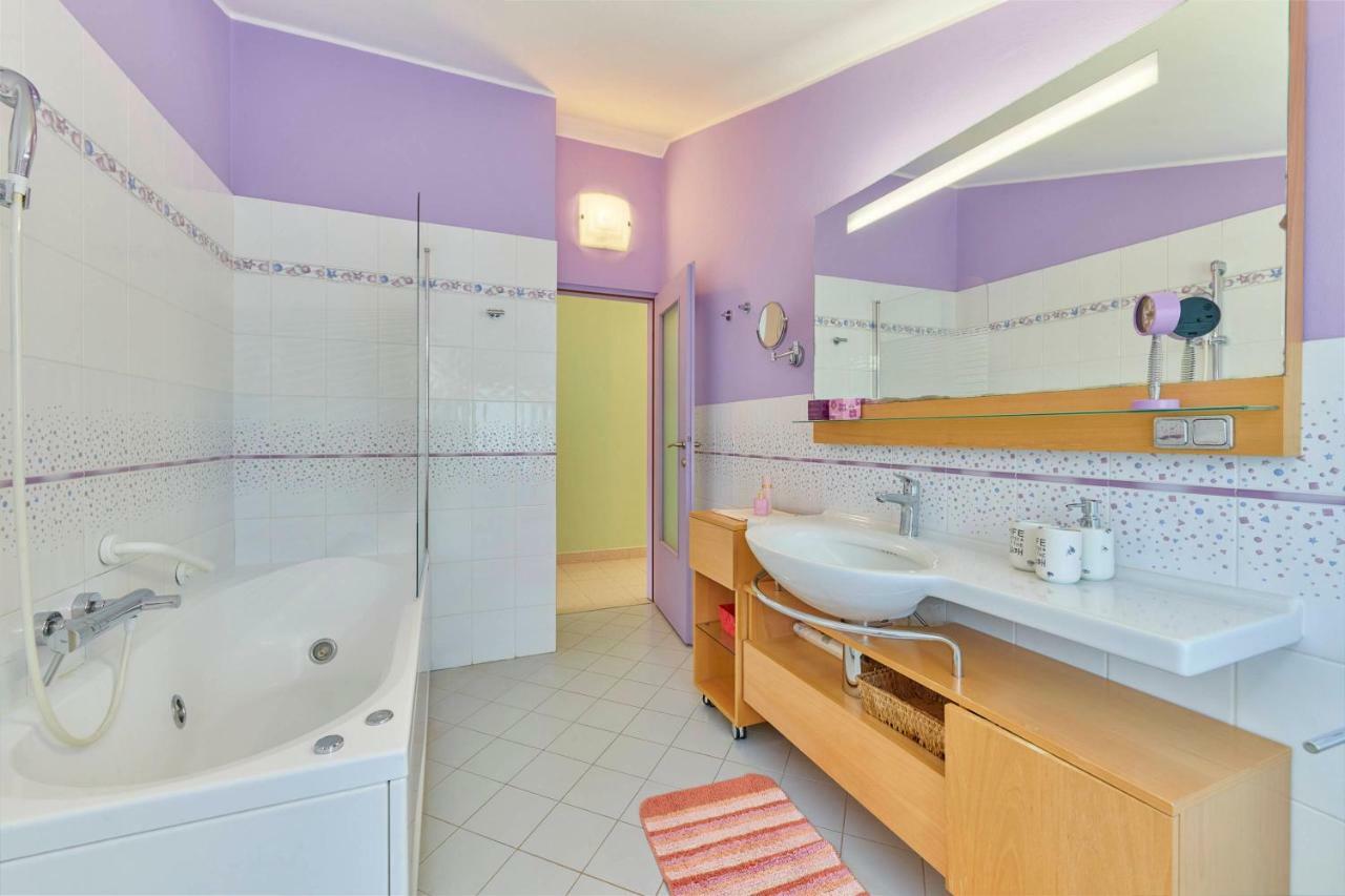 Villa Giardina Apartments Vinkuran Eksteriør billede